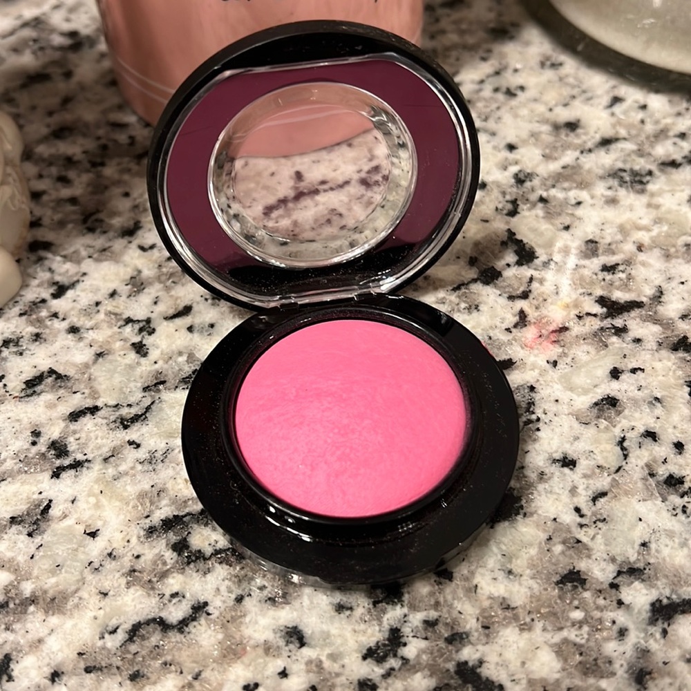 MAC cosmetics mineralize blush. Pre owned and used maybe twice.